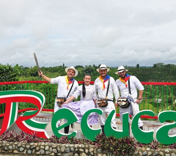 Tour a RECUCA - Recorrido de la Cultura Cafetera